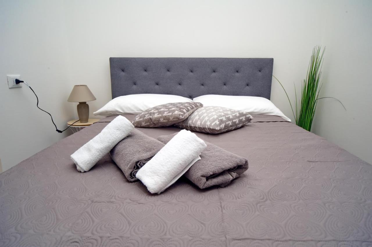 טרנטו B&B Clesio & Residence Buonconsiglio Apartments מראה חיצוני תמונה
