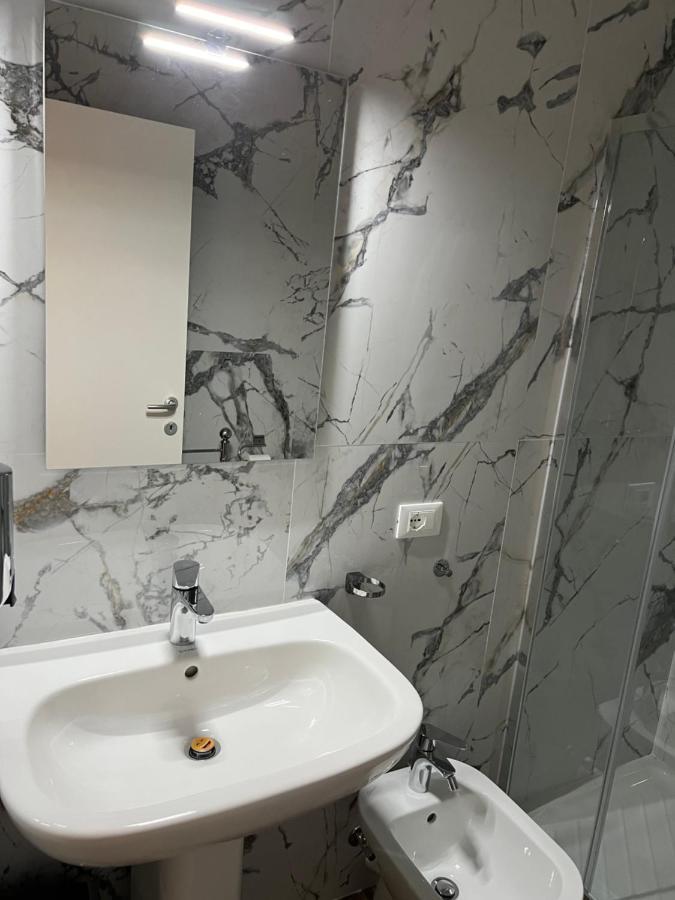 טרנטו B&B Clesio & Residence Buonconsiglio Apartments מראה חיצוני תמונה