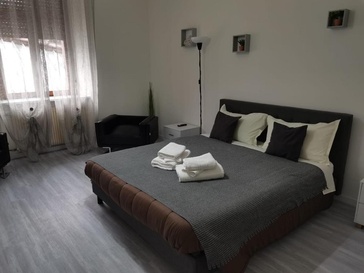 טרנטו B&B Clesio & Residence Buonconsiglio Apartments מראה חיצוני תמונה