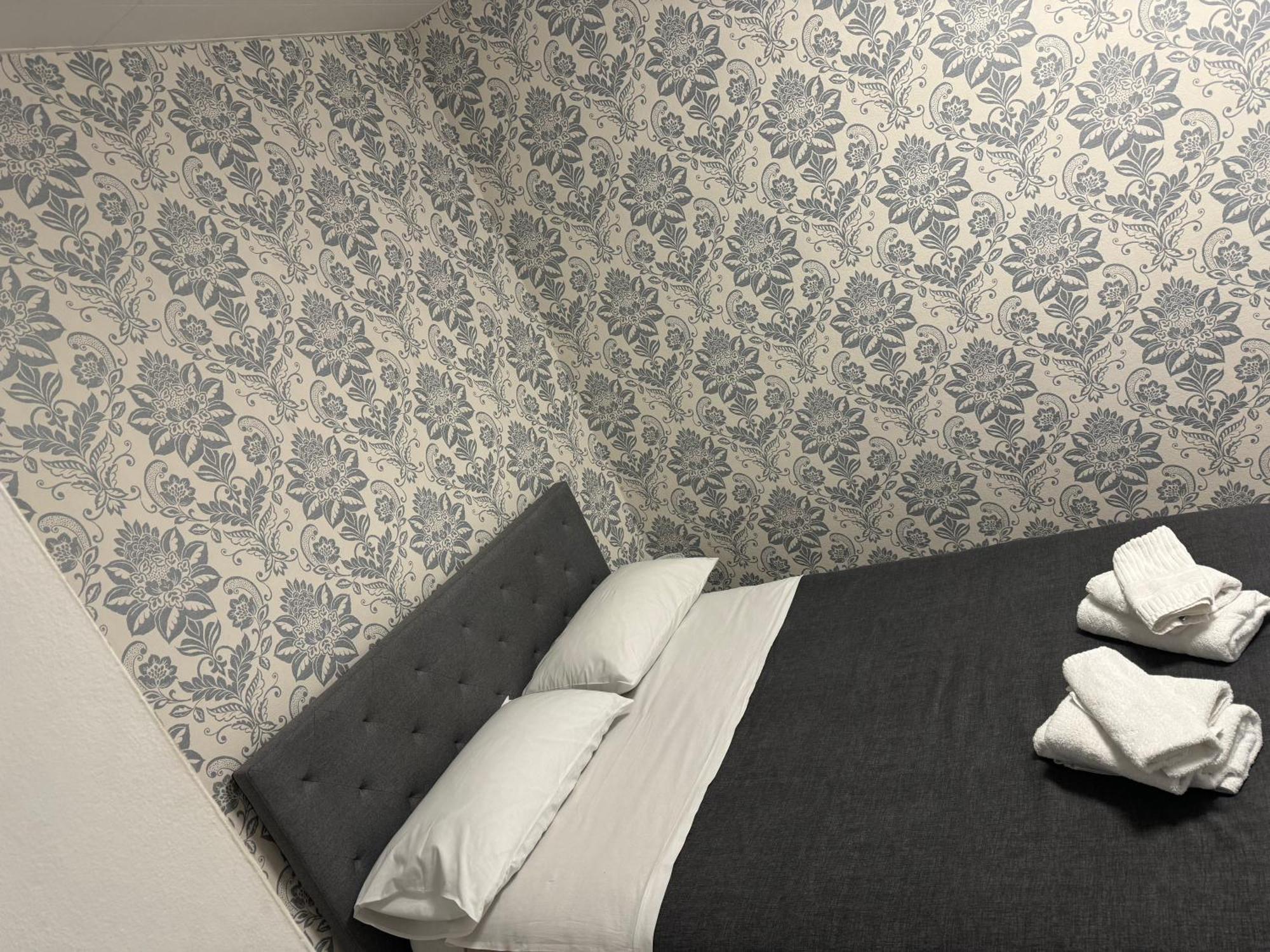 טרנטו B&B Clesio & Residence Buonconsiglio Apartments מראה חיצוני תמונה
